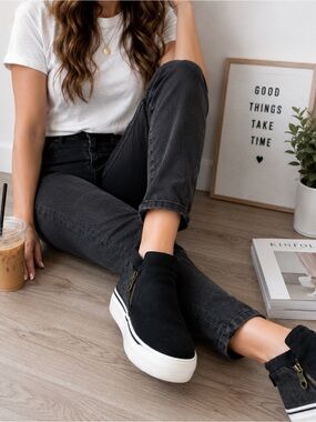 Keds Platform Sneaker Booties Womens 9.5 Black Side Zip Minimalist Casual